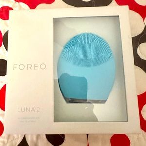 FOREO LUNA™ 2
Facial Spa Massager For Cleansing & Anti-Wrinkle BRANDNEW+SEALED!